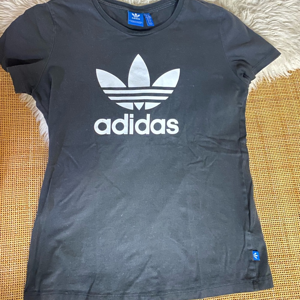 👕 Black Adidas Shirt 👕
